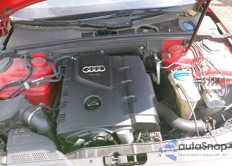 2013 Audi A4 2.0T Premium z USA, uszkodzony, nr VIN WAUAFAFL5DN047010